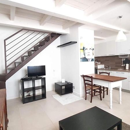Urban Cottage - Casa Vacanze Bari Eksteriør bilde
